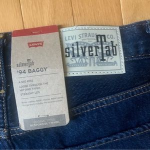 NWT Levi’s Silvertab Jeans